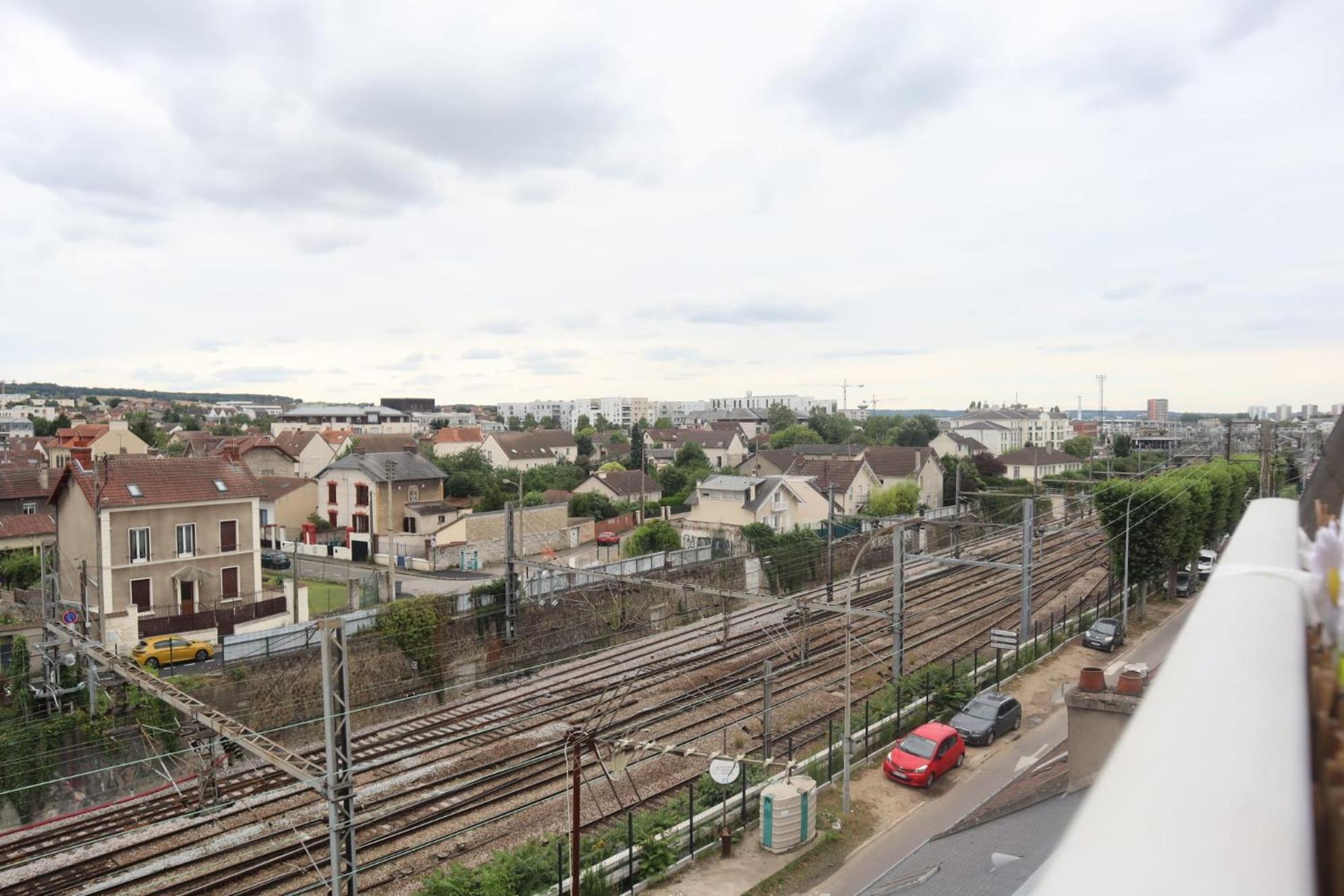 Cosy Sun-Mantes-La-Jolie Apartman Kültér fotó
